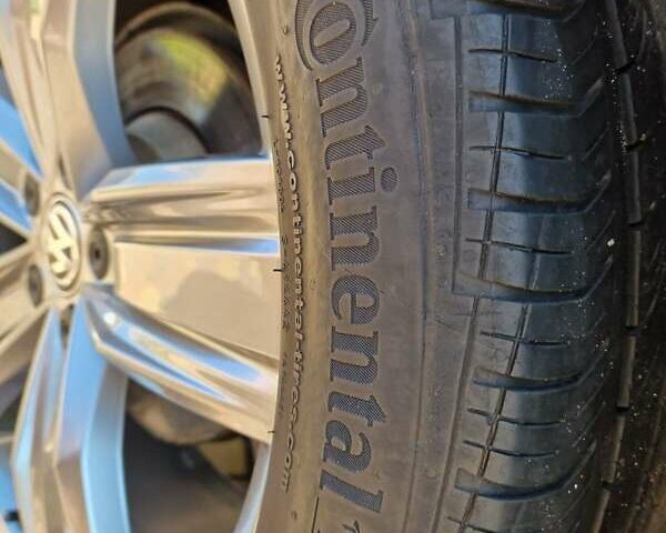 Черный Фольксваген Тигуан, объемом двигателя 1.98 л и пробегом 44 тыс. км за 24900 $, фото 24 на Automoto.ua