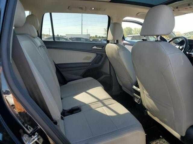 Черный Фольксваген Тигуан, объемом двигателя 2 л и пробегом 64 тыс. км за 4000 $, фото 10 на Automoto.ua