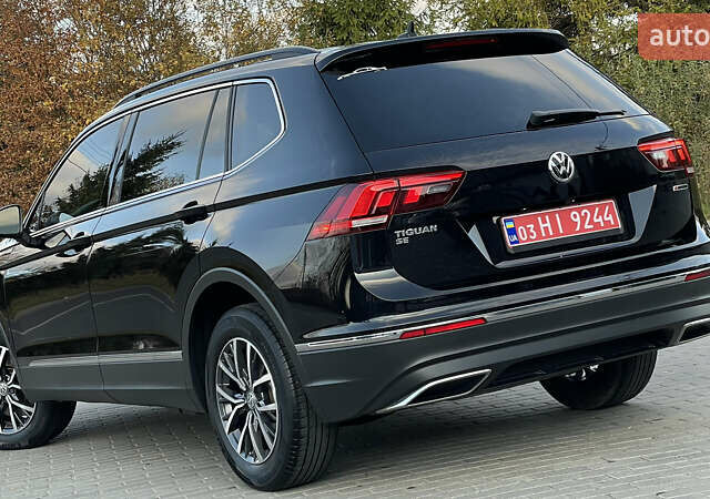 Черный Фольксваген Тигуан, объемом двигателя 2 л и пробегом 170 тыс. км за 18799 $, фото 49 на Automoto.ua