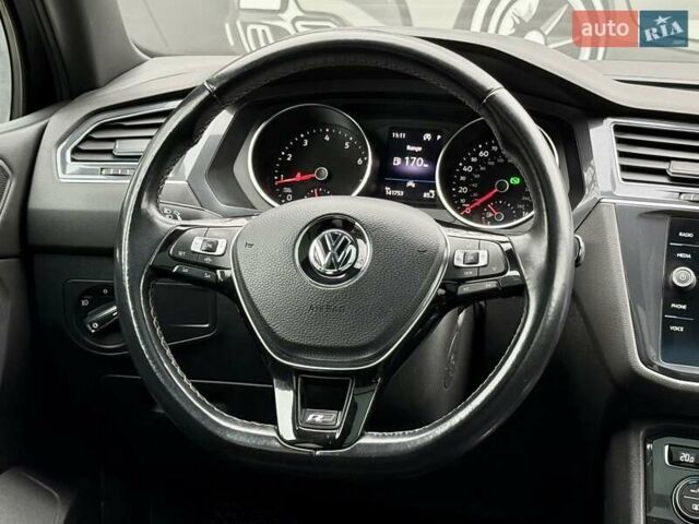 Чорний Фольксваген Тігуан, об'ємом двигуна 1.98 л та пробігом 141 тис. км за 24700 $, фото 15 на Automoto.ua