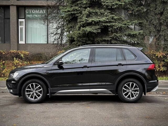 Чорний Фольксваген Тігуан, об'ємом двигуна 2 л та пробігом 134 тис. км за 22000 $, фото 7 на Automoto.ua