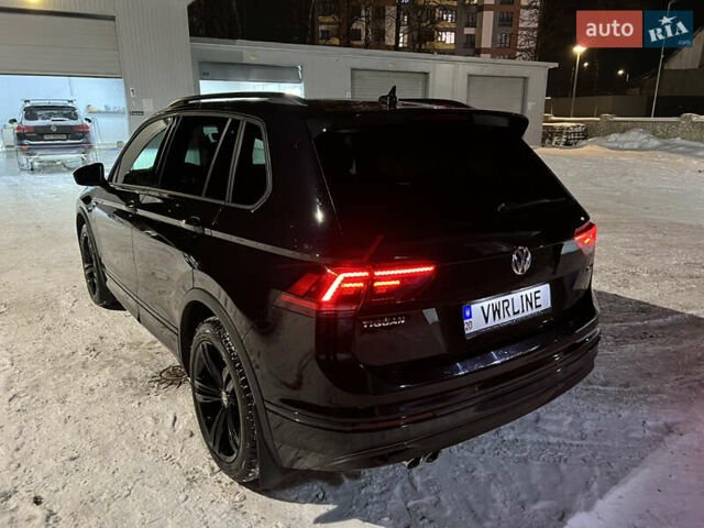 Черный Фольксваген Тигуан, объемом двигателя 1.98 л и пробегом 65 тыс. км за 41500 $, фото 1 на Automoto.ua