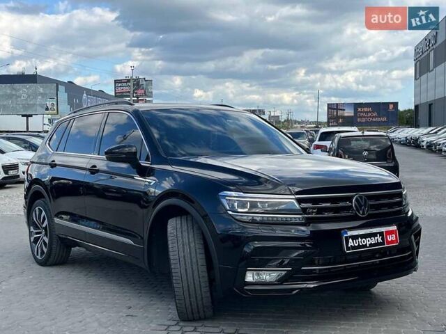 Черный Фольксваген Тигуан, объемом двигателя 2 л и пробегом 53 тыс. км за 24590 $, фото 2 на Automoto.ua