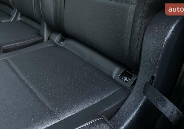 Черный Фольксваген Тигуан, объемом двигателя 2 л и пробегом 170 тыс. км за 18799 $, фото 66 на Automoto.ua