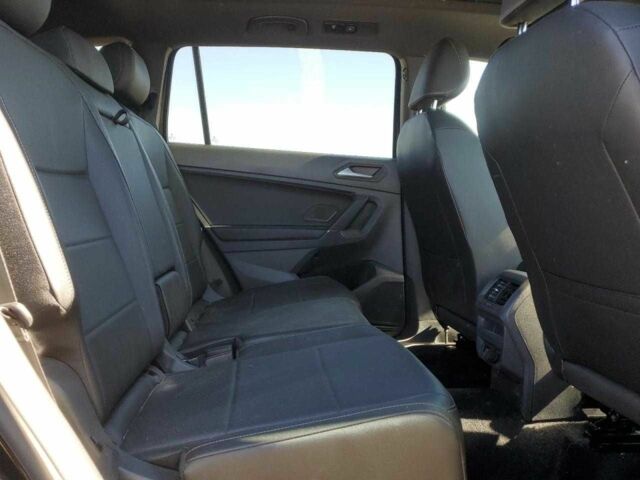 Черный Фольксваген Тигуан, объемом двигателя 2 л и пробегом 41 тыс. км за 3500 $, фото 10 на Automoto.ua