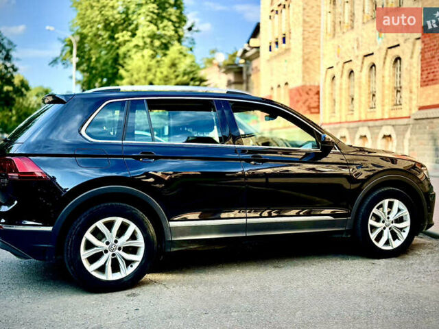 Чорний Фольксваген Тігуан, об'ємом двигуна 1.97 л та пробігом 70 тис. км за 31500 $, фото 15 на Automoto.ua
