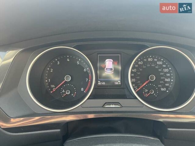 Черный Фольксваген Тигуан, объемом двигателя 2 л и пробегом 48 тыс. км за 20800 $, фото 9 на Automoto.ua