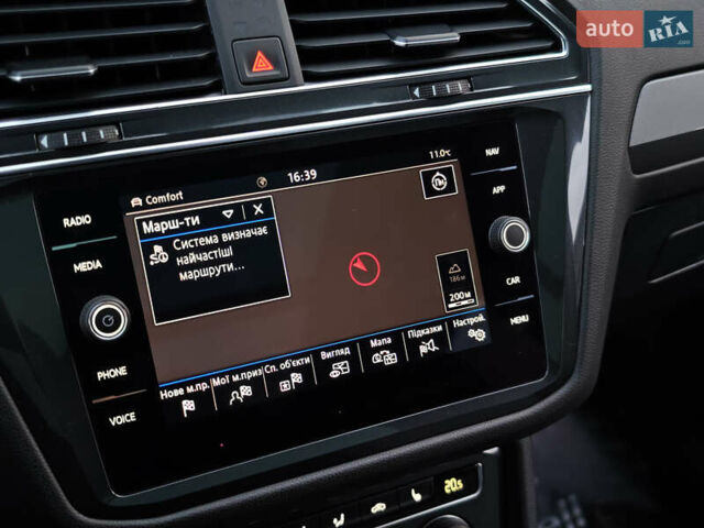 Черный Фольксваген Тигуан, объемом двигателя 2 л и пробегом 177 тыс. км за 32999 $, фото 39 на Automoto.ua