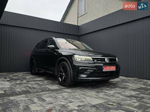 Черный Фольксваген Тигуан, объемом двигателя 2 л и пробегом 199 тыс. км за 31000 $, фото 41 на Automoto.ua