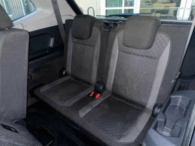 Черный Фольксваген Тигуан, объемом двигателя 2 л и пробегом 39 тыс. км за 8900 $, фото 9 на Automoto.ua