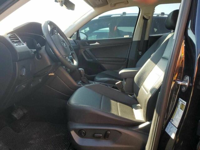 Чорний Фольксваген Тігуан, об'ємом двигуна 2 л та пробігом 80 тис. км за 4000 $, фото 6 на Automoto.ua