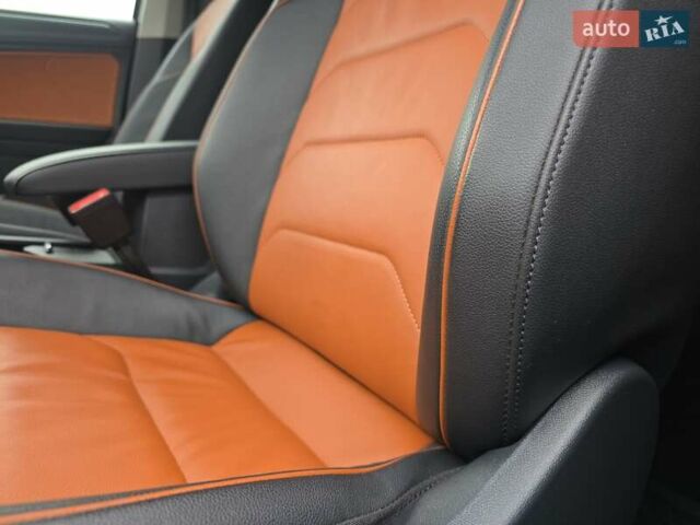 Черный Фольксваген Тигуан, объемом двигателя 2 л и пробегом 199 тыс. км за 31000 $, фото 99 на Automoto.ua