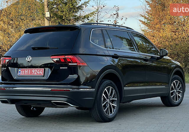 Черный Фольксваген Тигуан, объемом двигателя 2 л и пробегом 170 тыс. км за 18799 $, фото 30 на Automoto.ua