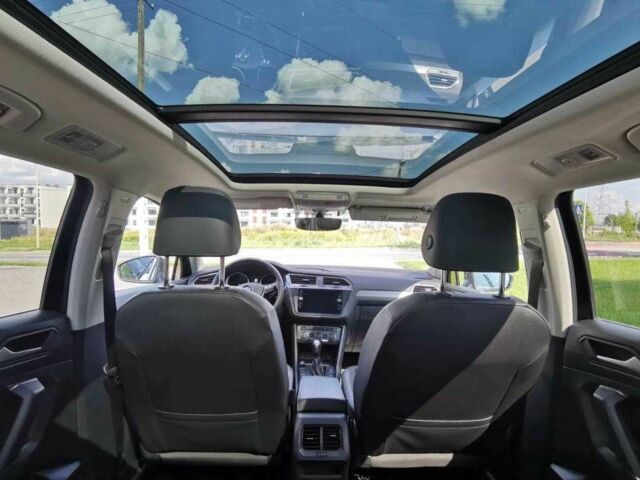 Черный Фольксваген Тигуан, объемом двигателя 2 л и пробегом 46 тыс. км за 17790 $, фото 10 на Automoto.ua