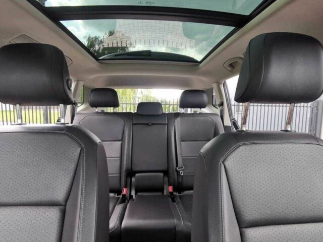 Черный Фольксваген Тигуан, объемом двигателя 2 л и пробегом 46 тыс. км за 17790 $, фото 11 на Automoto.ua