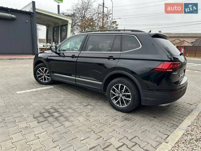 Черный Фольксваген Тигуан, объемом двигателя 1.98 л и пробегом 56 тыс. км за 23500 $, фото 5 на Automoto.ua