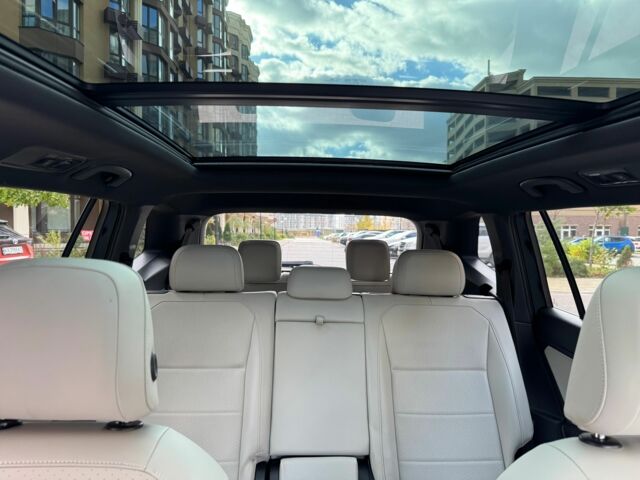 Чорний Фольксваген Тігуан, об'ємом двигуна 2 л та пробігом 123 тис. км за 22000 $, фото 13 на Automoto.ua