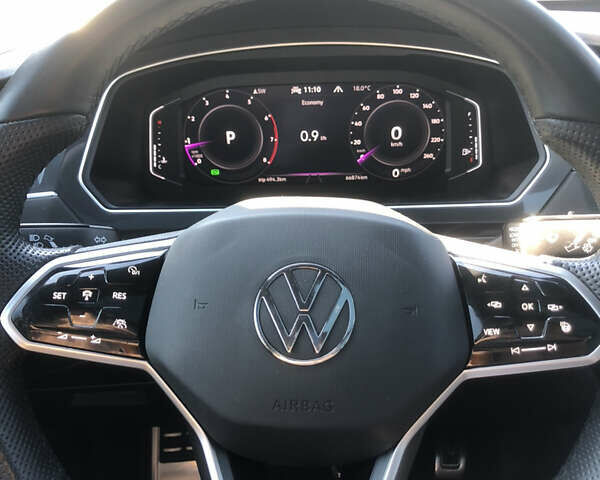 Черный Фольксваген Тигуан, объемом двигателя 1.98 л и пробегом 75 тыс. км за 34699 $, фото 24 на Automoto.ua