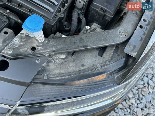 Черный Фольксваген Тигуан, объемом двигателя 2 л и пробегом 180 тыс. км за 29550 $, фото 125 на Automoto.ua