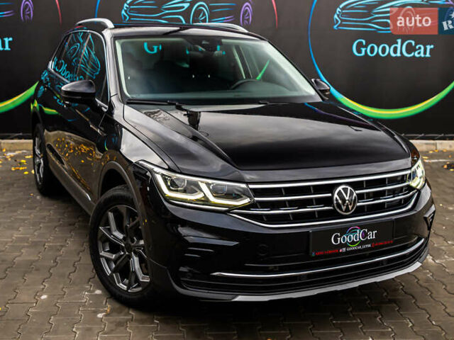 Чорний Фольксваген Тігуан, об'ємом двигуна 1.97 л та пробігом 186 тис. км за 33500 $, фото 1 на Automoto.ua