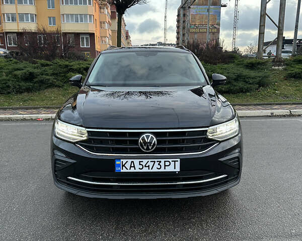 Черный Фольксваген Тигуан, объемом двигателя 1.97 л и пробегом 93 тыс. км за 30900 $, фото 6 на Automoto.ua