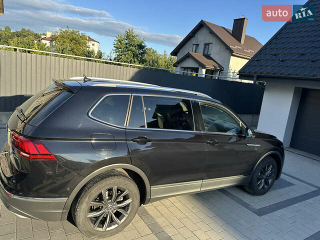 Черный Фольксваген Тигуан, объемом двигателя 1.98 л и пробегом 85 тыс. км за 25000 $, фото 2 на Automoto.ua