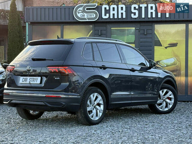 Черный Фольксваген Тигуан, объемом двигателя 2 л и пробегом 165 тыс. км за 29999 $, фото 27 на Automoto.ua