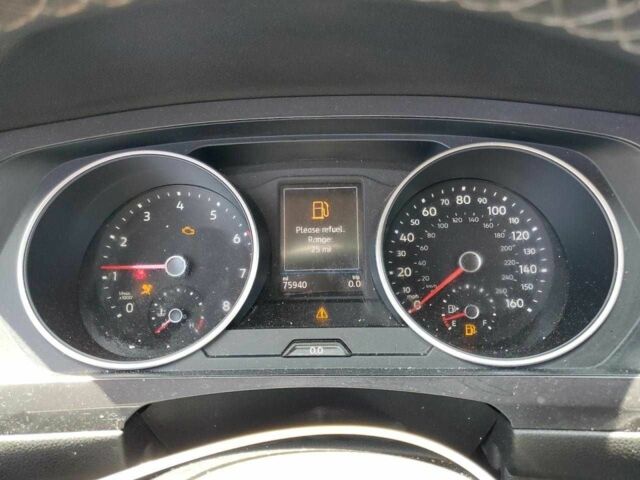 Чорний Фольксваген Тігуан, об'ємом двигуна 2 л та пробігом 75 тис. км за 3800 $, фото 8 на Automoto.ua