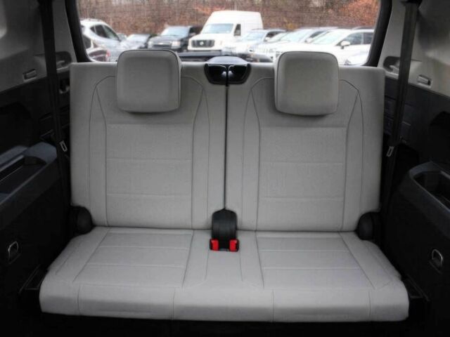 Черный Фольксваген Тигуан, объемом двигателя 2 л и пробегом 15 тыс. км за 17000 $, фото 12 на Automoto.ua