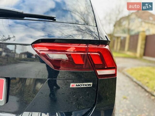 Черный Фольксваген Тигуан, объемом двигателя 2 л и пробегом 40 тыс. км за 17999 $, фото 18 на Automoto.ua