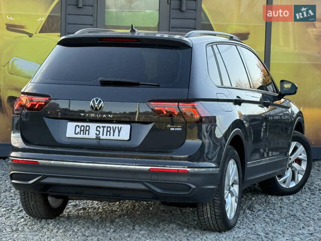 Черный Фольксваген Тигуан, объемом двигателя 2 л и пробегом 165 тыс. км за 29999 $, фото 25 на Automoto.ua