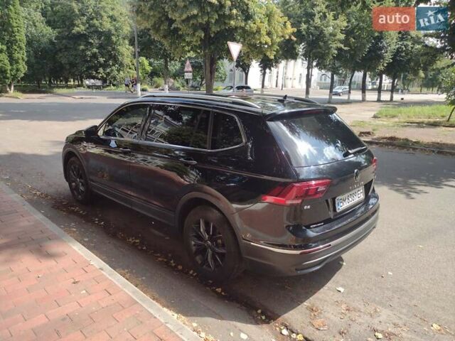 Черный Фольксваген Тигуан, объемом двигателя 2 л и пробегом 27 тыс. км за 25600 $, фото 13 на Automoto.ua