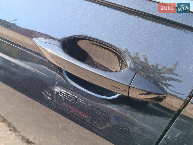 Черный Фольксваген Тигуан, объемом двигателя 2 л и пробегом 46 тыс. км за 22380 $, фото 20 на Automoto.ua