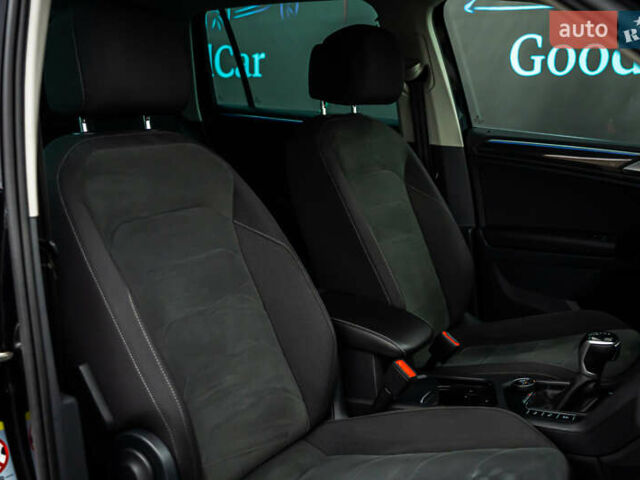 Чорний Фольксваген Тігуан, об'ємом двигуна 1.97 л та пробігом 186 тис. км за 33500 $, фото 41 на Automoto.ua