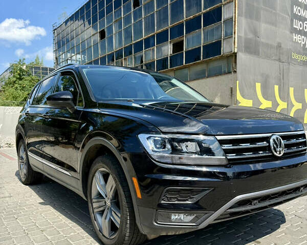 Черный Фольксваген Тигуан, объемом двигателя 1.98 л и пробегом 128 тыс. км за 23000 $, фото 13 на Automoto.ua