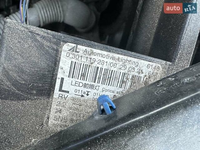 Черный Фольксваген Тигуан, объемом двигателя 2 л и пробегом 180 тыс. км за 29550 $, фото 127 на Automoto.ua