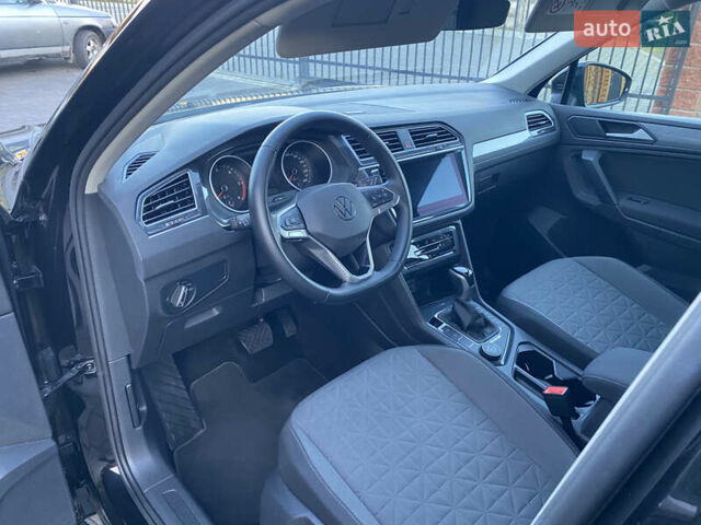 Черный Фольксваген Тигуан, объемом двигателя 1.97 л и пробегом 186 тыс. км за 29990 $, фото 11 на Automoto.ua