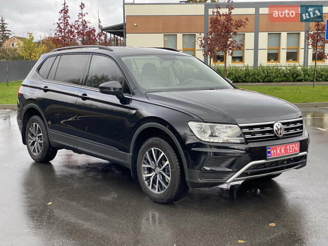 Чорний Фольксваген Тігуан, об'ємом двигуна 1.98 л та пробігом 44 тис. км за 19750 $, фото 13 на Automoto.ua