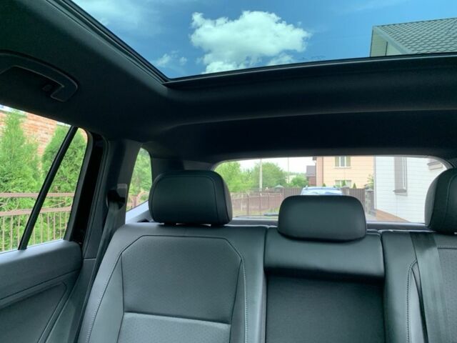 Черный Фольксваген Тигуан, объемом двигателя 2 л и пробегом 23 тыс. км за 37700 $, фото 6 на Automoto.ua