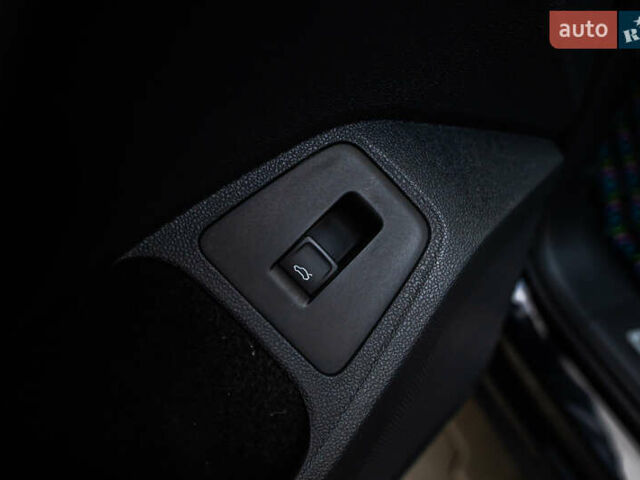 Чорний Фольксваген Тігуан, об'ємом двигуна 1.97 л та пробігом 186 тис. км за 33500 $, фото 49 на Automoto.ua