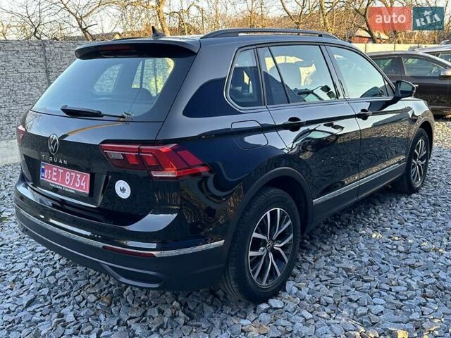 Черный Фольксваген Тигуан, объемом двигателя 2 л и пробегом 180 тыс. км за 29550 $, фото 5 на Automoto.ua
