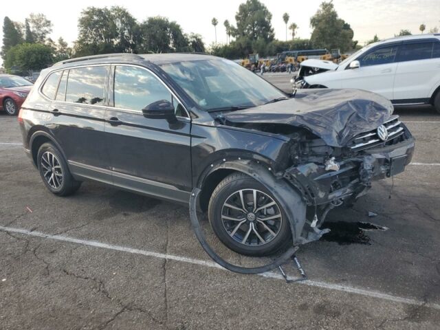 Черный Фольксваген Тигуан, объемом двигателя 2 л и пробегом 89 тыс. км за 10300 $, фото 2 на Automoto.ua