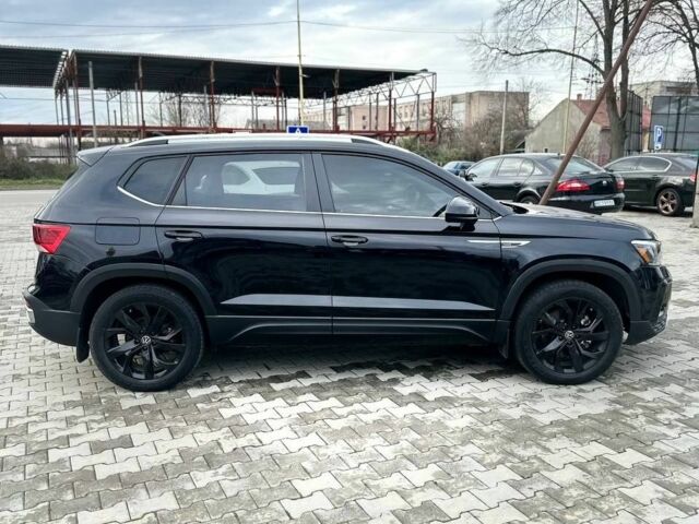 Чорний Фольксваген Тігуан, об'ємом двигуна 1.5 л та пробігом 130 тис. км за 17300 $, фото 2 на Automoto.ua