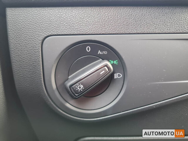 Чорний Фольксваген Тігуан, об'ємом двигуна 2 л та пробігом 25 тис. км за 28400 $, фото 12 на Automoto.ua