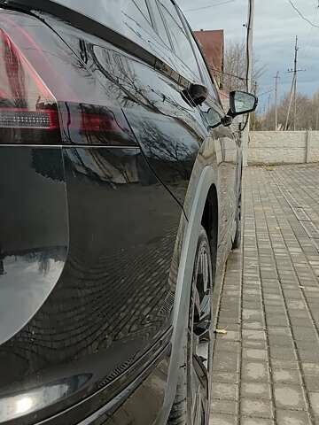 Чорний Фольксваген Тігуан, об'ємом двигуна 2 л та пробігом 123 тис. км за 22500 $, фото 13 на Automoto.ua