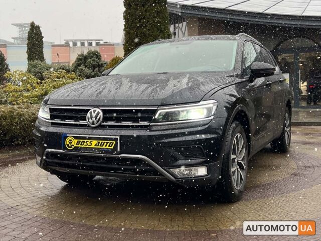 Чорний Фольксваген Тігуан, об'ємом двигуна 2 л та пробігом 37 тис. км за 25800 $, фото 2 на Automoto.ua