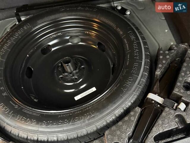 Черный Фольксваген Тигуан, объемом двигателя 1.98 л и пробегом 90 тыс. км за 21500 $, фото 76 на Automoto.ua