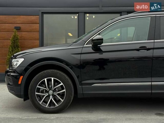 Черный Фольксваген Тигуан, объемом двигателя 1.98 л и пробегом 90 тыс. км за 21500 $, фото 9 на Automoto.ua