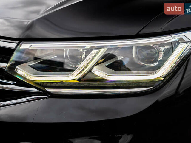 Чорний Фольксваген Тігуан, об'ємом двигуна 1.97 л та пробігом 186 тис. км за 33500 $, фото 8 на Automoto.ua