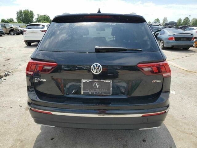 Черный Фольксваген Тигуан, объемом двигателя 0 л и пробегом 66 тыс. км за 3900 $, фото 5 на Automoto.ua